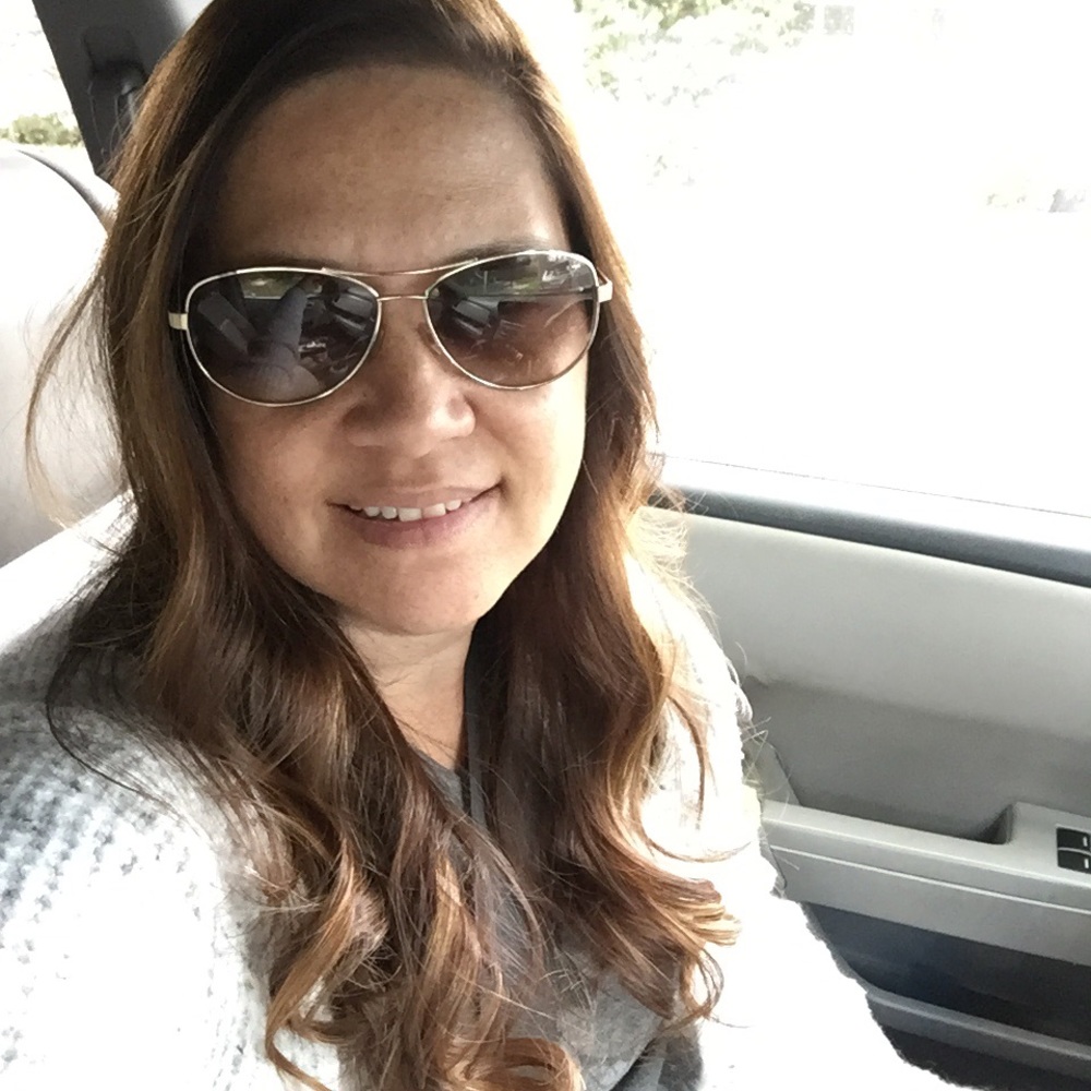 Meet your Posher, Sandy